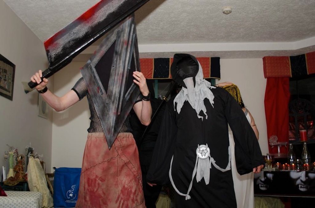 Make Your Own: Pyramid Head, Carbon Costume